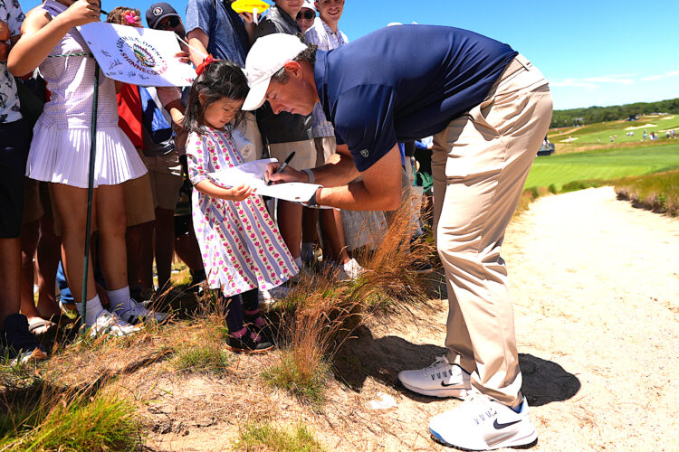 U.S. Open draws early risers